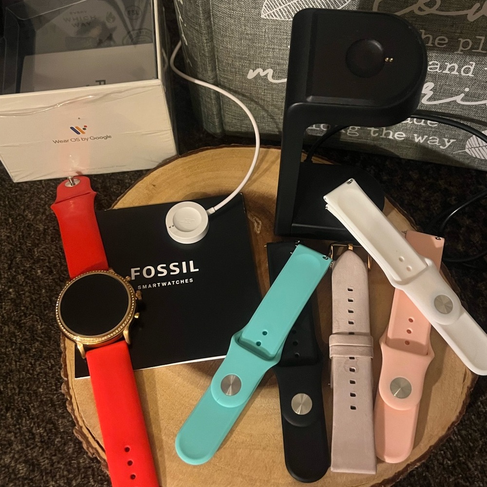 Fossil Julianna Gen 5 Smartwatch Plus more